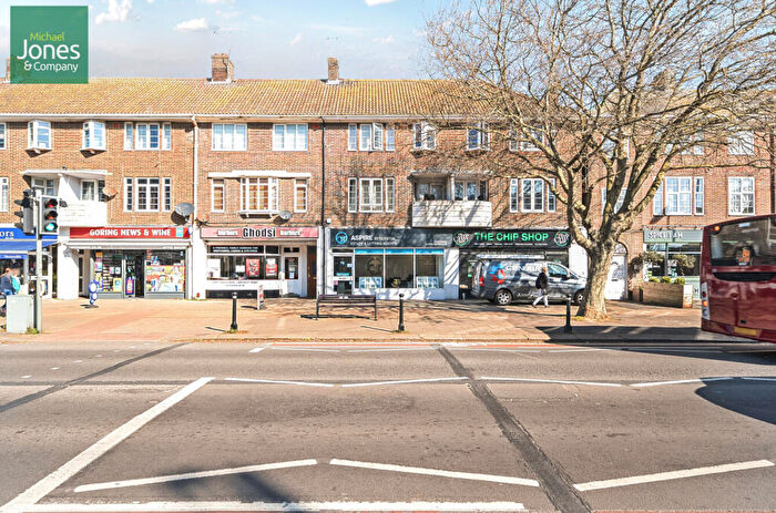3 Bedroom Maisonette To Rent In Goring Road, Goring-By-Sea, Worthing, West Sussex, BN12