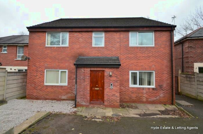1 Bedroom Flat To Rent In Holborn Street, Rochdale, OL11