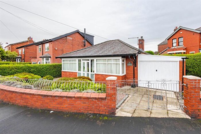 2 Bedroom Detached Bungalow For Sale In Rawcliffe Road, Chorley, PR7