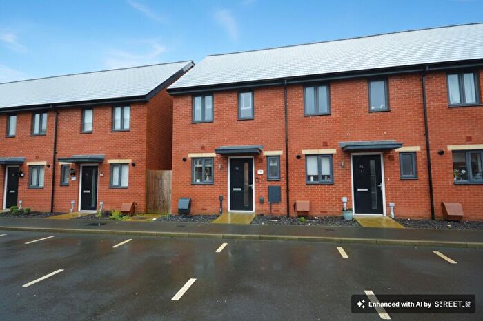 2 Bedroom End Of Terrace House For Sale In Blunden Drive, Folkestone, CT20