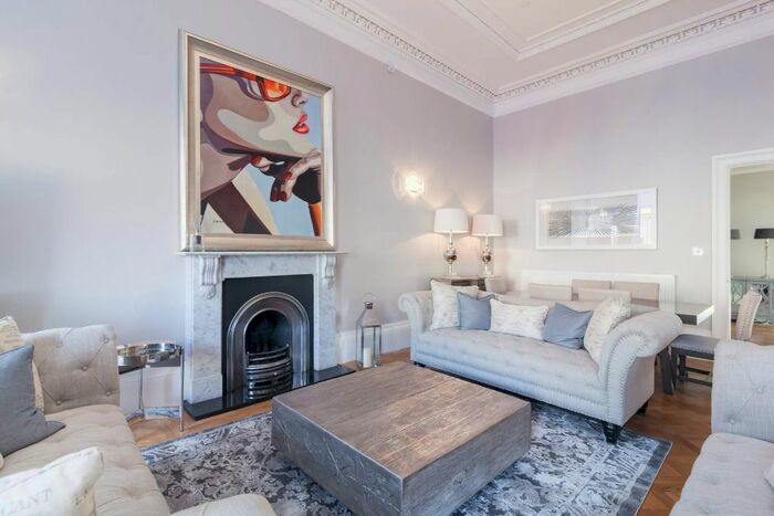 2 Bedroom Flat To Rent In Park Circus Place, West End, Glasgow, G3