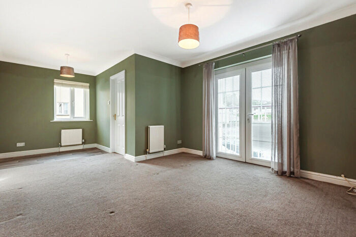 2 Bedroom Apartment To Rent In Wasdale Close, Kendal, Cumbria, LA9