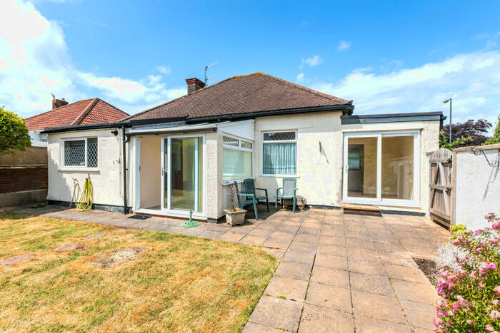 3 Bedroom Bungalow For Sale In Risdale Road, Ashton Vale, Bristol, BS3