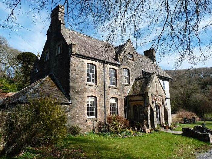 1 Bedroom Flat To Rent In Whitland Abbey, Whitland, Carmarthenshire, SA34
