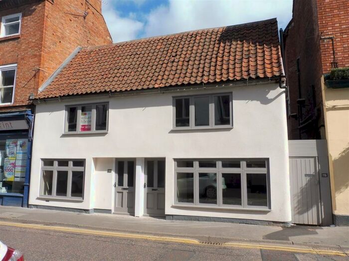 2 Bedroom Apartment To Rent In Barnby Gate, Newark, NG24