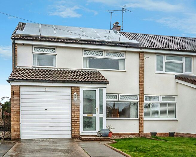 3 Bedroom Semi Detached House For Sale In Rosslyn Road, Vicars Cross, CH3