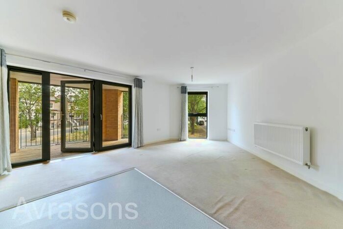 1 Bedroom Flat To Rent In Mostyn Road, Oval Quarter, London, SW9