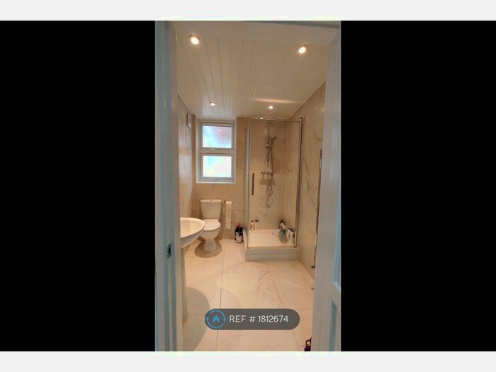 1 Bedroom Flat To Rent In Ilkeston Road, Nottingham, NG7