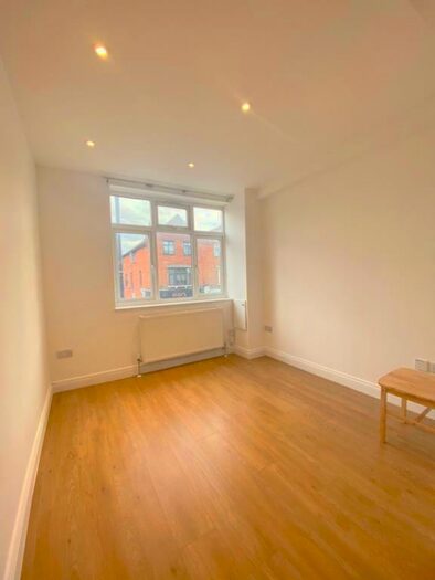 1 Bedroom Flat To Rent In Greenford Road, Harrow, Middlesex, HA1