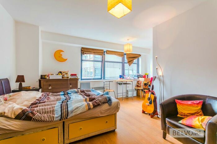 Flat To Rent In Brindley House, Newhall Street, Birmingham, B3