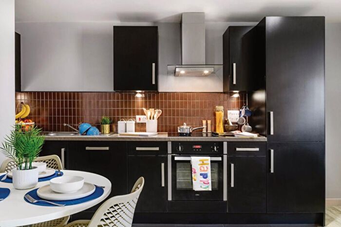 4 Bedroom Flat To Rent In Portobello Street, Sheffield, S1