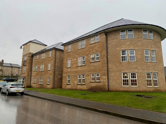 2 Bedroom Flat To Rent In High Royds Drive, Menston, Ilkley LS29