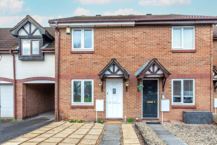 2 Bedroom End Of Terrace House For Sale In Foxcroft Close, Bradley Stoke, Bristol, BS32