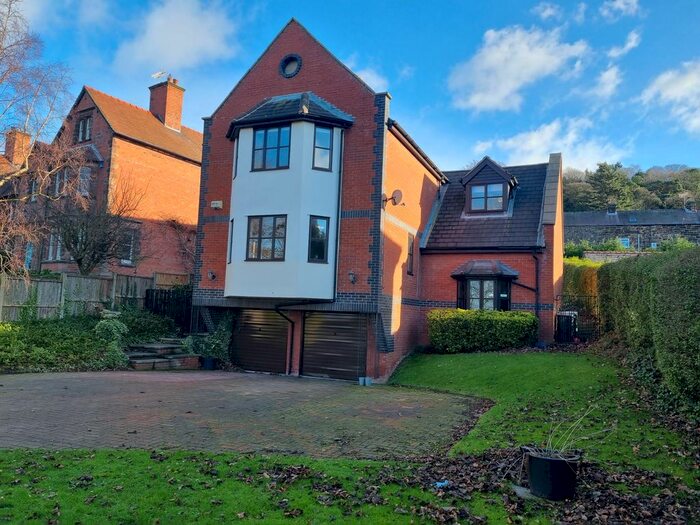 4 Bedroom Property To Rent In Chester Road, Helsby, Frodsham, WA6