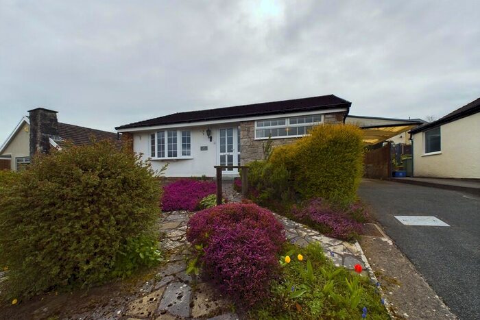2 Bedroom Detached Bungalow To Rent In Stainbank Road, Kendal, Cumbria, LA9