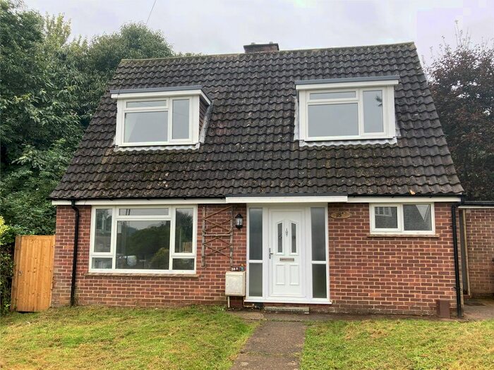 2 Bedroom Bungalow To Rent In Bradbourne Lane, Ditton, Aylesford, Kent, ME20