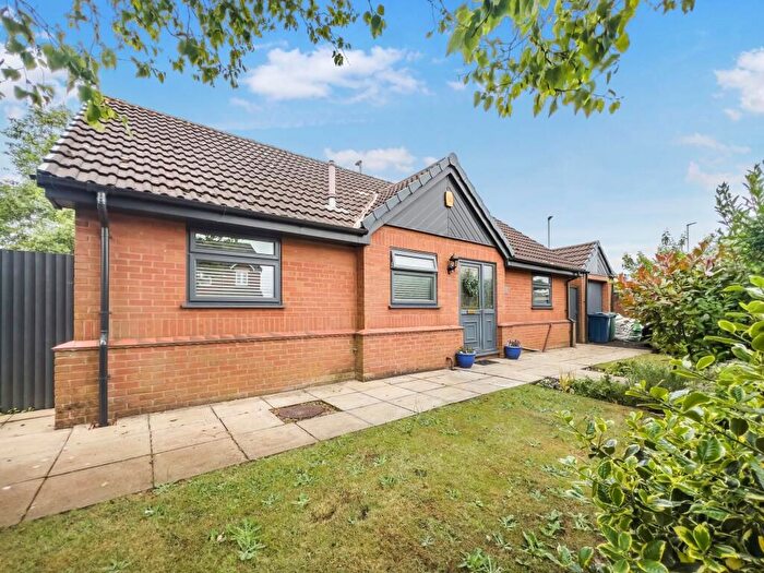 2 Bedroom Bungalow For Sale In Lordsgate Lane, Burscough, Ormskirk, L40