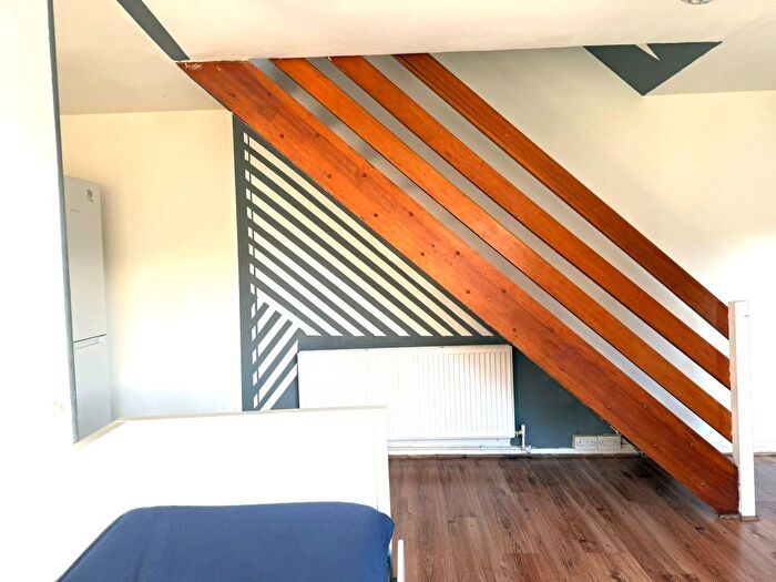 1 Bedroom End Of Terrace House For Sale In Clark Street, Edgbaston, Birmingham, B16