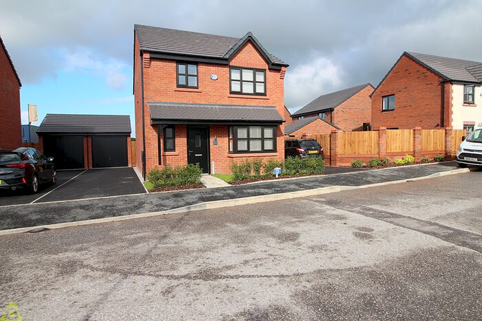 3 Bedroom Detached House To Rent In Collingwood Way, Westhoughton, Bolton, BL5