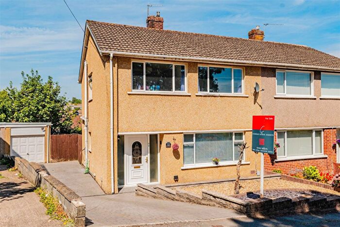 3 Bedroom Semi-Detached House For Sale In Collard Crescent, Barry, CF62