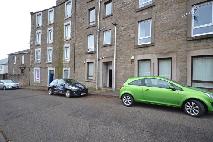 1 Bedroom Flat To Rent In Fleuchar Street, West End, Dundee, DD2