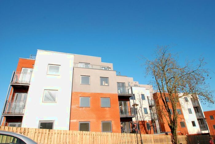 1 Bedroom Apartment To Rent In King Edwards Court, Walnut Tree Close, Friary And St Nicolas, GU1