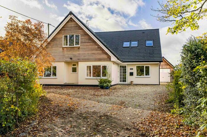5 Bedroom Detached House For Sale In Waterperry, Oxford, OX33