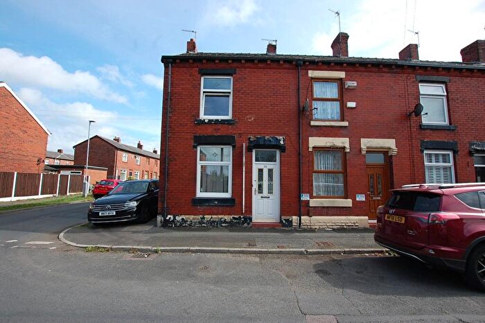 2 Bedroom End Of Terrace House To Rent In Herries Street, Ashton-under-Lyne, Greater Manchester, OL6