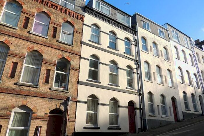 1 Bedroom Flat To Rent In Oxford Grove, Ilfracombe, EX34