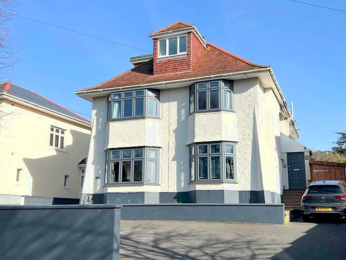 2 Bedroom Flat To Rent In Montague Road, Boscombe Manor, Bournemouth, BH5