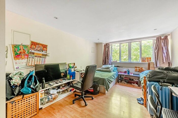 Studio To Rent In Rayners Lane, Rayners Lane, Harrow, HA2