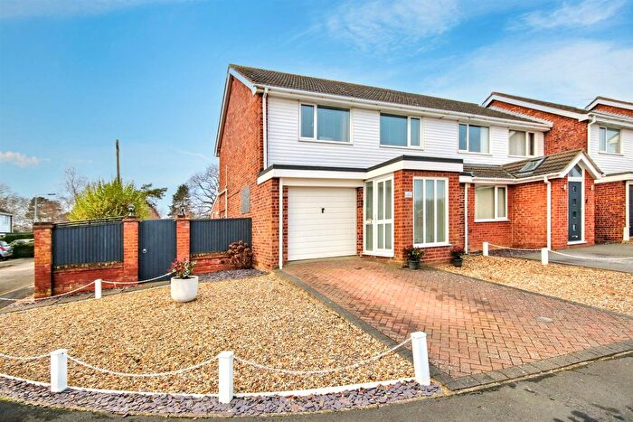 3 Bedroom End Of Terrace House For Sale In Impala Close, Old Catton, Norwich, NR6