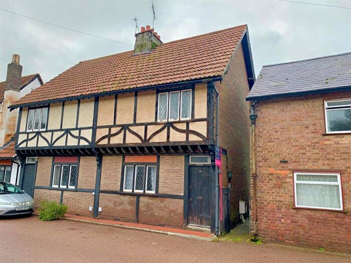 2 Bedroom Semi-Detached House For Sale In Trooper Road, Aldbury, HP23