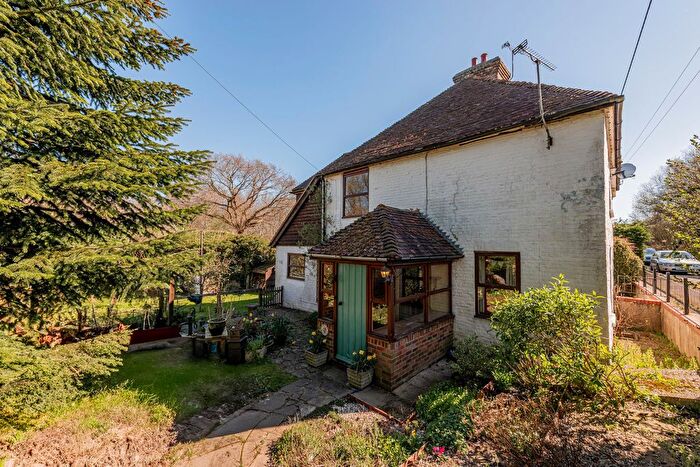 2 Bedroom Property For Sale In London Road, Dunkirk, ME13