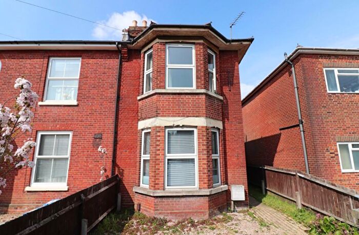 6 Bedroom House To Rent In A Avenue Road, SO14