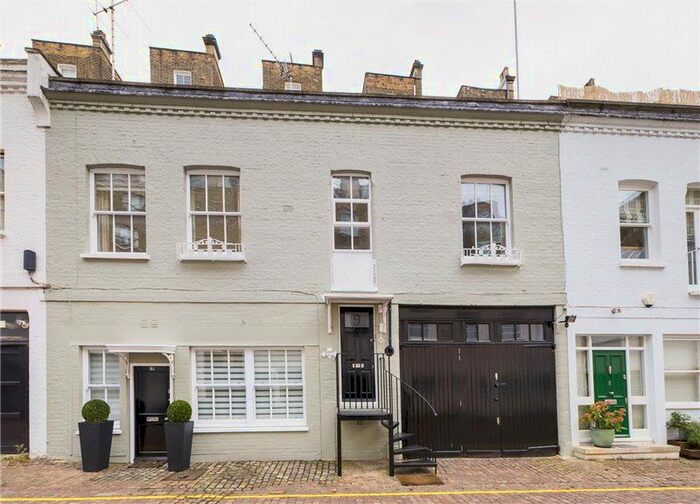 3 Bedroom Maisonette To Rent In Gaspar Mews, South Kensington, London, SW5