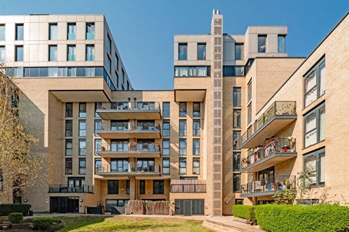 1 Bedroom Flat To Rent In Gibbs Lane, Broadway Market, E2