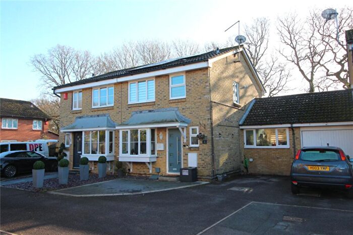 3 Bedroom Semi Detached House For Sale In Deer Park Close, New Milton, Hampshire, BH25