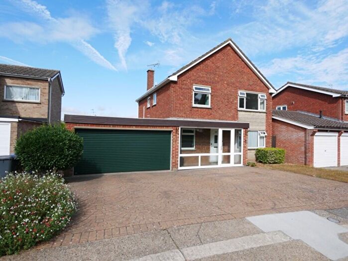 4 Bedroom Detached House For Sale In Henley Road, Ipswich, Suffolk, IP1