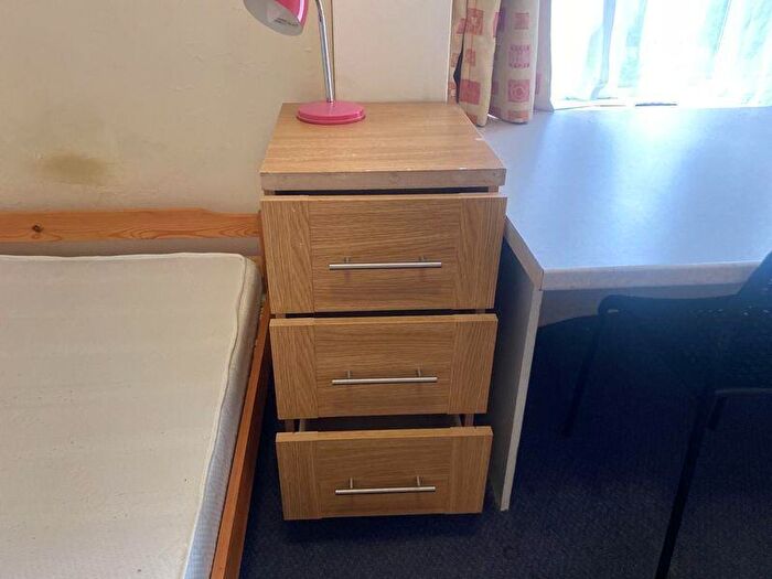 1 Bedroom House Of Multiple Occupation To Rent In Room St. Peters Road, Bournemouth, Dorset, BH1