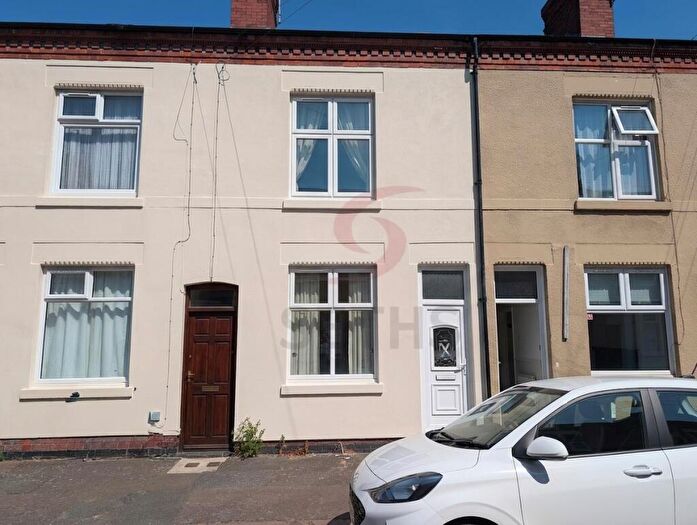 4 Bedroom Terraced House To Rent In Ullswater Street, Leicester, LE2
