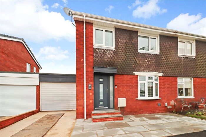 3 Bedroom Semi-Detached House For Sale In Drybeck Square, Sunderland, Tyne And Wear, SR3