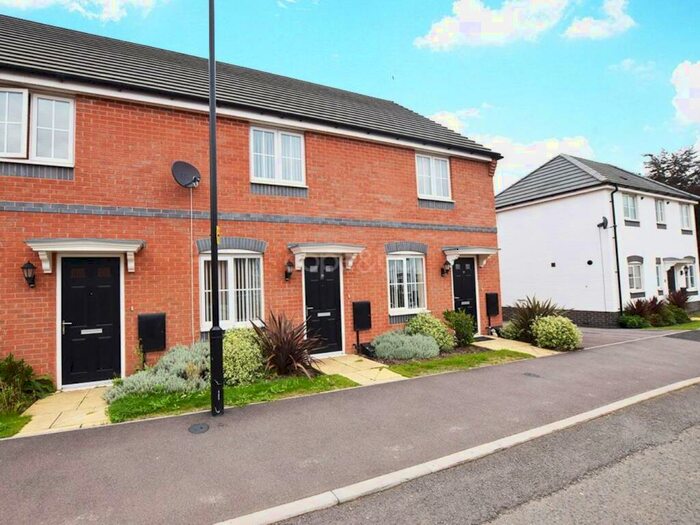 2 Bedroom Town House To Rent In Merton Drive, Derby, Derbyshire, DE22