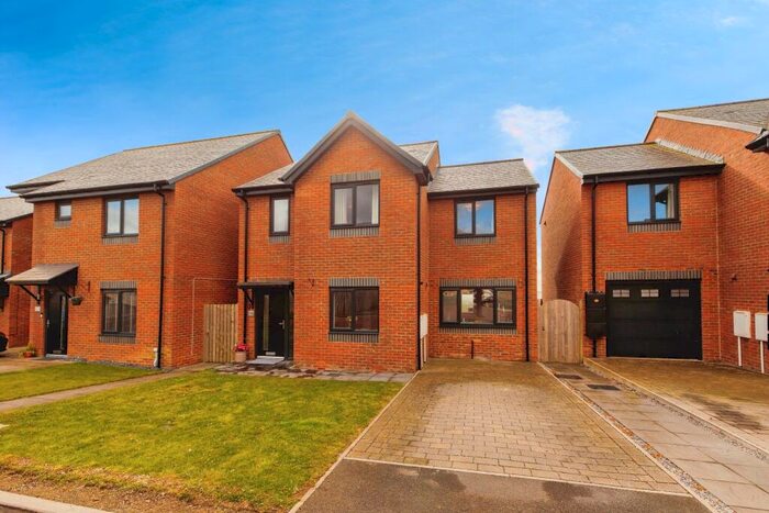 3 Bedroom Detached House For Sale In Scholars Close, Marley Hill, Newcastle Upon Tyne, NE16