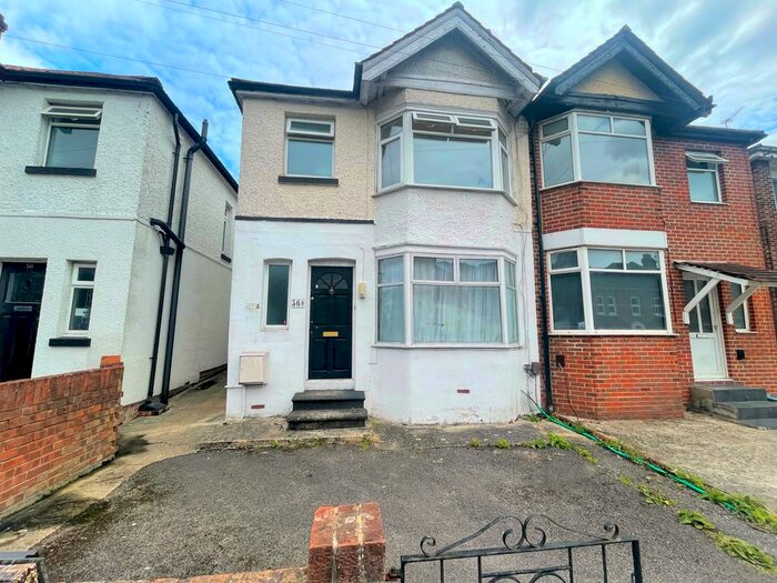 1 Bedroom Maisonette To Rent In Woodside Road, Southampton, SO17