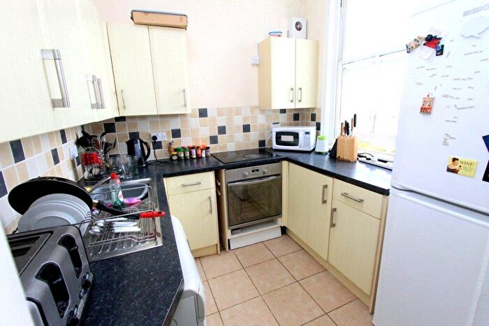 4 Bedroom Maisonette To Rent In Ditchling Road, Upper Maisonette, Brighton, East Sussex, BN1
