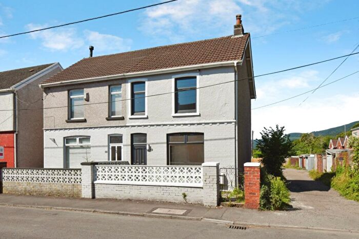 4 Bedroom Semi-Detached House For Sale In Godfrey Avenue, Glynneath, Neath, Neath Port Talbot, SA11