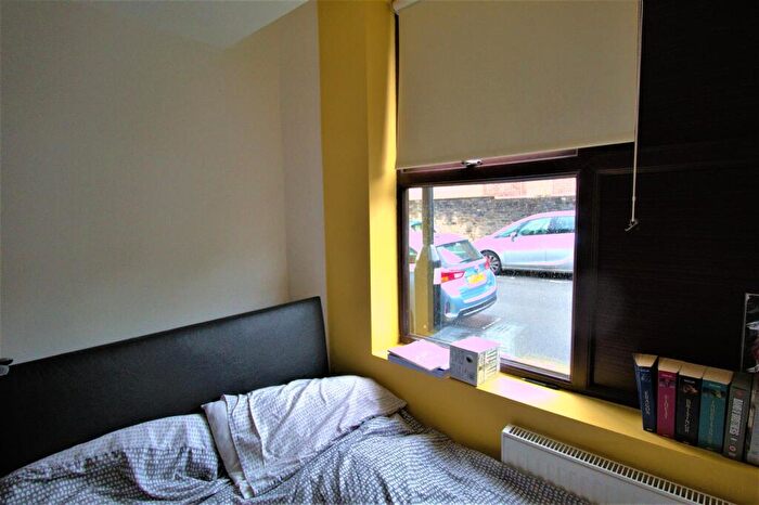 2 Bedroom Apartment To Rent In Flat B Porterbrook Apartments, Broomhall Street, S3