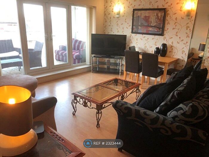 2 Bedroom Flat To Rent In Ascott House, Portsmouth, PO5