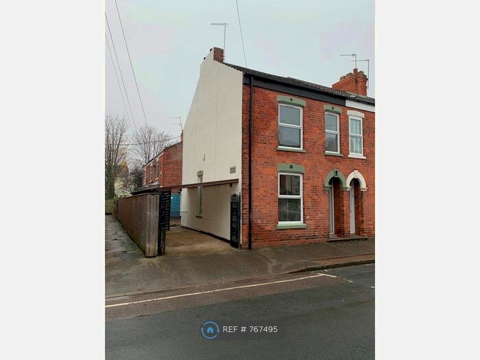 3 Bedroom End Of Terrace House To Rent In Lee Street, Hull HU8